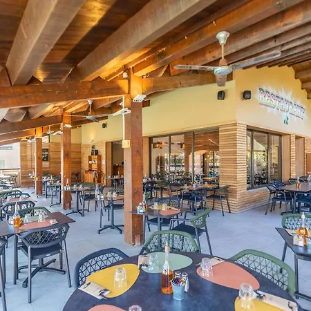 Rondinara 4* Bonifacio (Corsica)